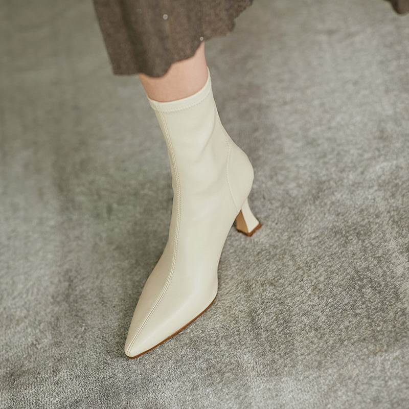 Stiletto Yarım Çizmeler