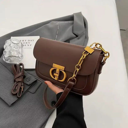 Mektup Kilit Crossbody Çanta
