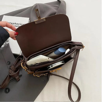 Mektup Kilit Crossbody Çanta