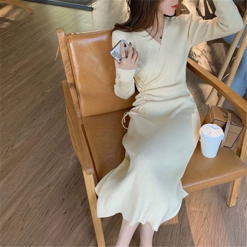 V Yaka Uzun Kollu Örgü Bodycon Midi Elbiseler