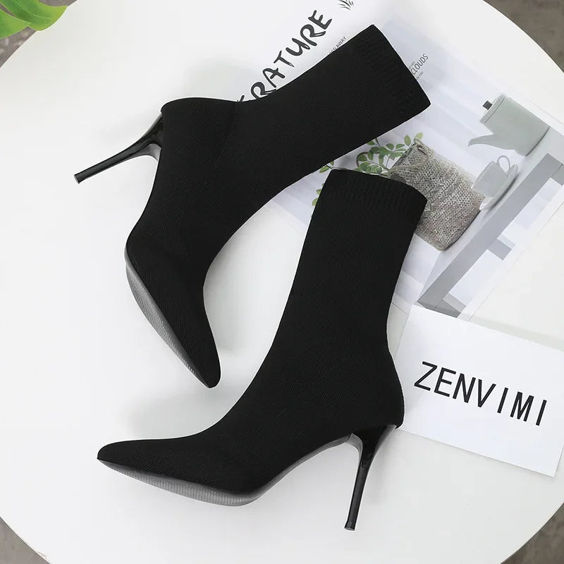 Elegant Topuklu Çizmeler