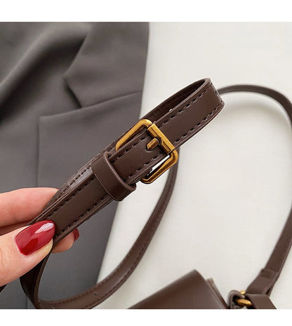 Mektup Kilit Crossbody Çanta
