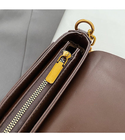 Mektup Kilit Crossbody Çanta