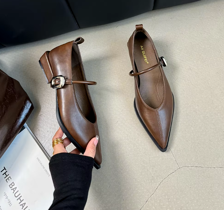 Zarif Sivri Burun Loafer'lar