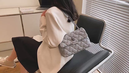 Çift Askılı Crossbody Çantalar