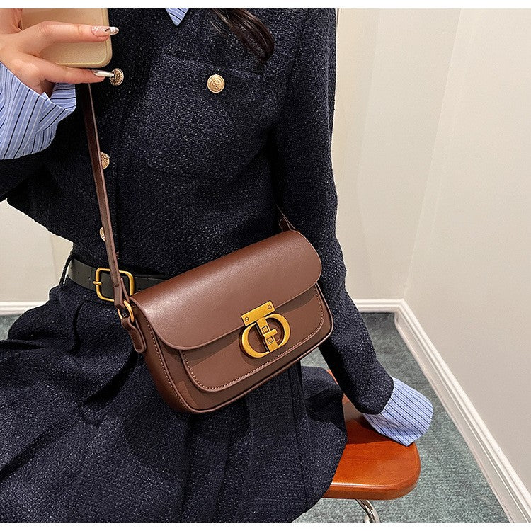 Mektup Kilit Crossbody Çanta