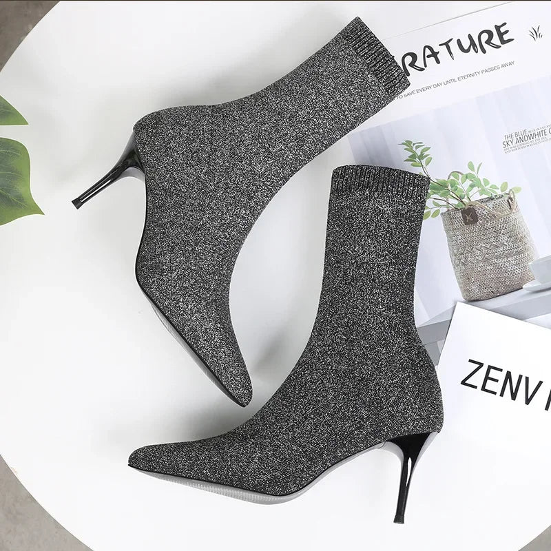 Elegant Topuklu Çizmeler