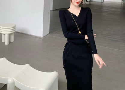 V Yaka Uzun Kollu Örgü Bodycon Midi Elbiseler